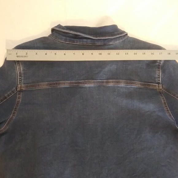 Denim & Company women's size M medium wash jean jacket - Picture 10 of 14